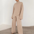 Women’s Elegant Turtleneck Sweater & Wide-Leg Pants Set