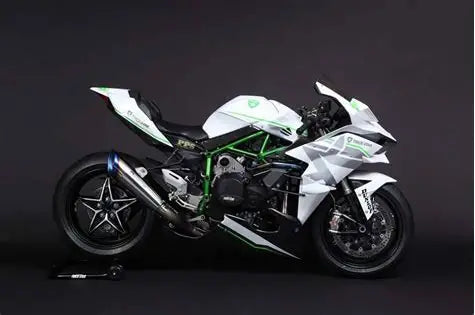 Kawasaki Ninja H2R 1:9 Scale Dynamic Model - Smoke Effect Alloy Motorcycle in Gift Box, Collector‘s Edition Cars